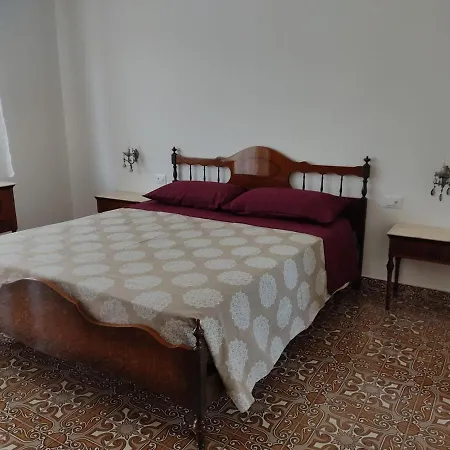 La Stazione Guest house *