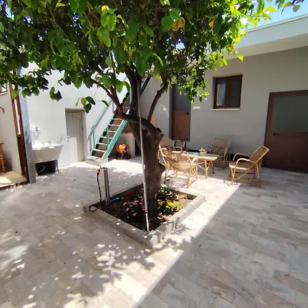 La Stazione Guest house *