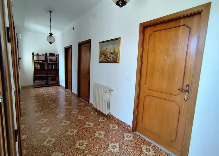 La Stazione בית הארחה